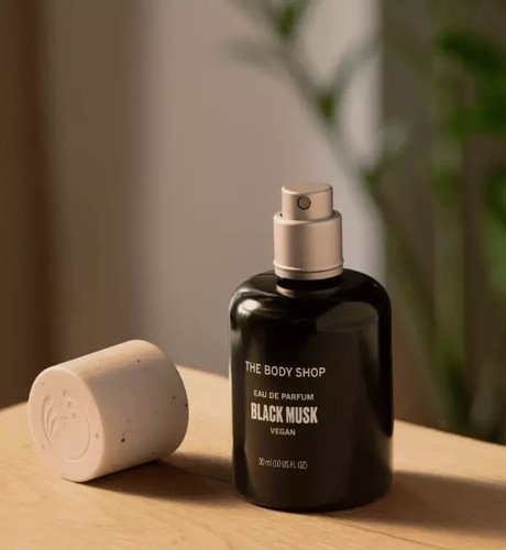 The Body Shop Black Musk Eau De Parfum Perfume 1 oz / 30 ml Vegan, Hard to Find,