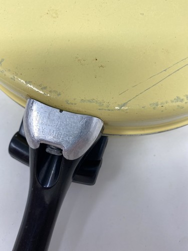 Vintage Kitchen Pride by Mirro Nonstick Folding Omelet Fry Pan Light Yellow-RARE - Picture 8 of 10