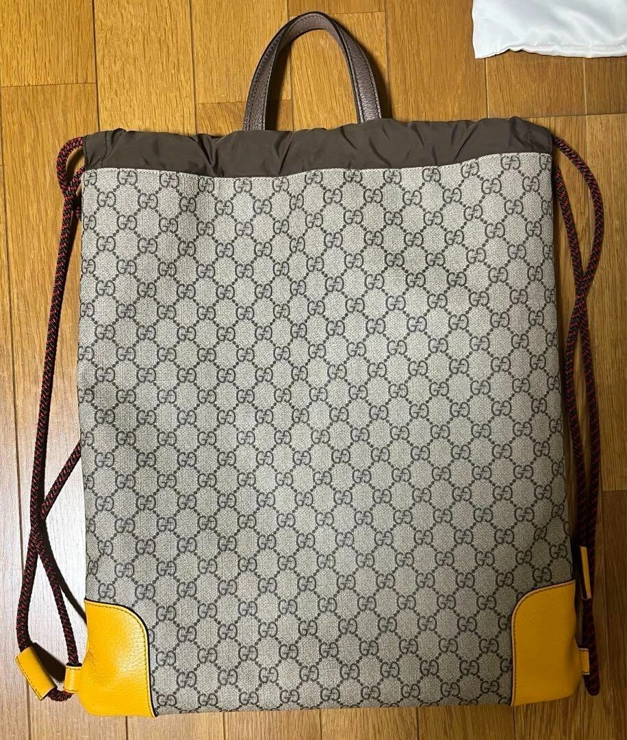 GUCCI Sac à Dos à Cordon Sac à Dos GG Supreme Multicolore Unisexe Excellent