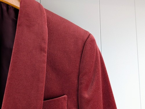 J.CREW Burgundy Red Velvet Shawl Collar Tuxedo Dinner Jacket Ludlow 38 S NWT - Picture 2 of 6