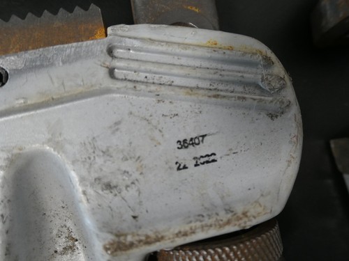 Pittsburgh PW-24 24" & PW-18 18" Aluminum Pipe Wrench Set - Picture 3 of 10