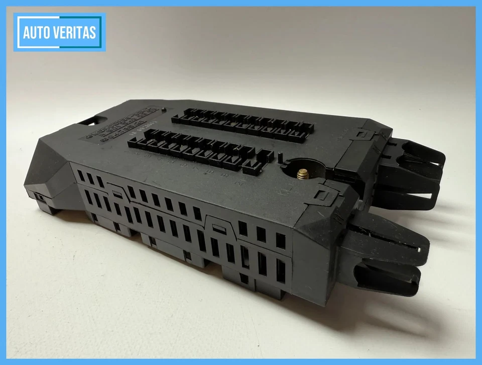 Original MERCEDES-BENZ SPINTER (905) N D fuse box A9015400350 - Image 2 of 4