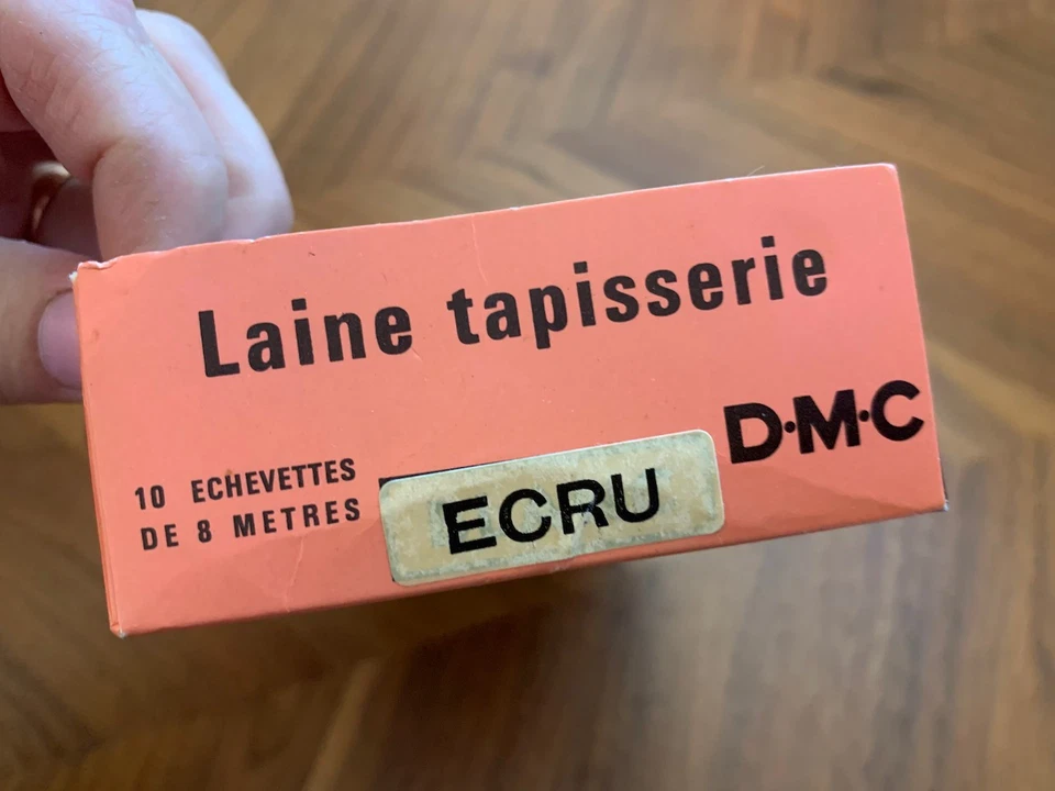 DMC Laine Tapisserie France 100% Wool Tapestry Yarn - 10 Skeins ECRU #7715 - Image 4 of 4