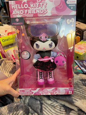 Hello Kitty and Friends Kuromi Series 2 Articulated Fashion Doll Set P-KU009
