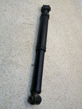 Citroen C3 Aircross 2020 Stoßdämpfer hinten 9821016680 Benzin 96kW MIE16978