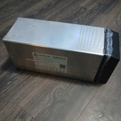 Avalon 821 Miner New In Box With AUC3 Converter And Cable