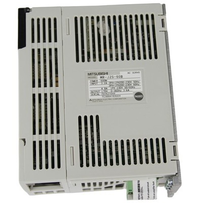 1PC Mitsubishi MR-J2S-60B Servo Drive MRJ2S60B New In Box