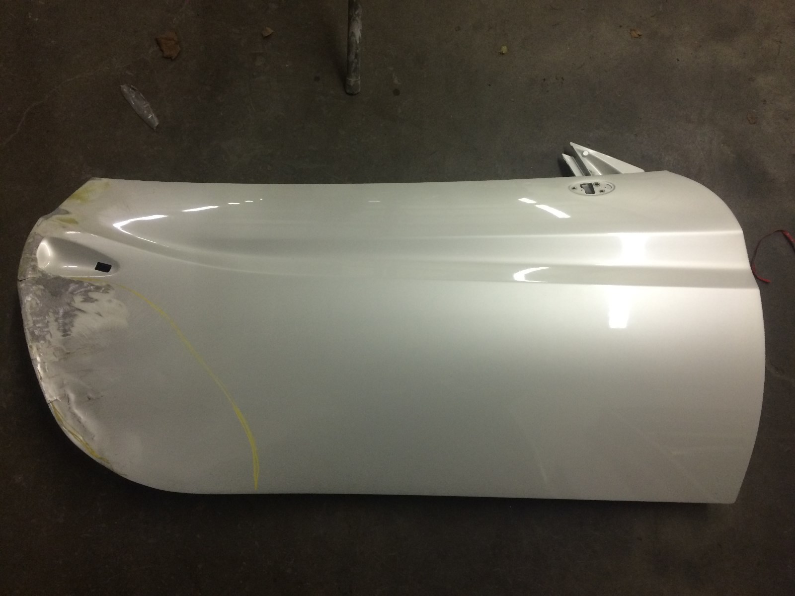 2012 Ferrari California passenger door