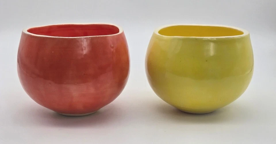 Juego de 2 baratijas maceta cerámica 4" estrella de mar amarillo naranja cangrejo Foto 2 de 4