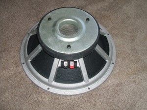 peavey 15 black widow speaker 4 ohm