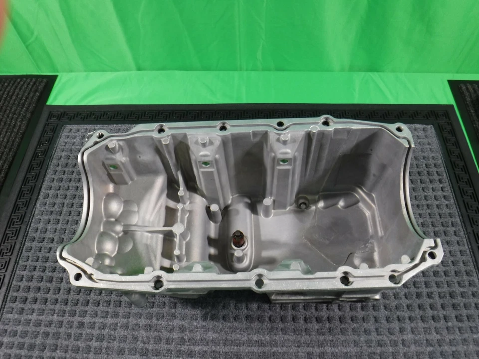 Pontiac G6 Chevy Monte Carlo 2006-07 cárter de aceite del motor 3,5 L/3,9 L   Foto 3 de 4