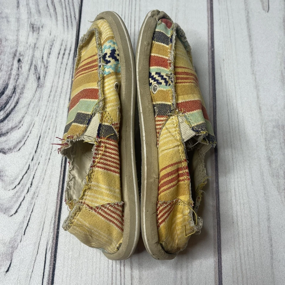 Sanuk Serape Aztec Southwestern Slip On Shoes Loafers Youth Size 1 - Image 4 of 4