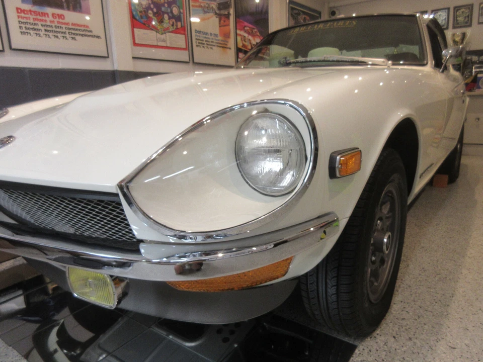 (¡Blem!)  Juego de lentes de cubierta de faros tipo orificio tardío para Datsun 240Z / 260Z / 280Z Foto 2 de 4