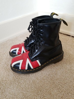 union jack dr martens womens