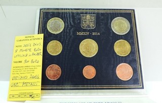 RARA SERIE DIVISIONALE DA 8 MONETE EURO VATICANO 2014 IN FOLDER "FDC/BU"