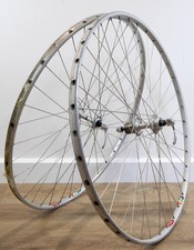 Mavic Super Champion Competition ARC-EN-CIEL 700c Laufradsatz, Shimano 105/ UG Nabe