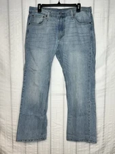 Levis Jeans Mens 33x30 Blue 527 Bootcut Lightweight Denim Light Wash Y2K 950