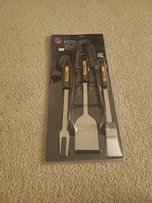 Nice NFL Siskiyou Sports Pittsburgh Steelers 4 Piece BBQ Set. NIP