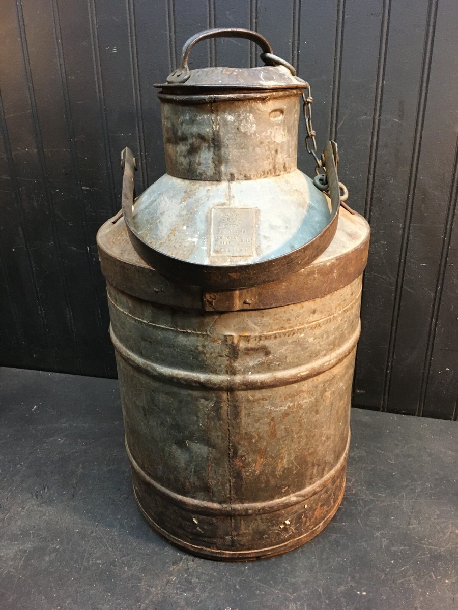 VINTAGE 1920-30s ATLANTIC REFINING CO. 5 GALLON OIL CAN~ELLIS