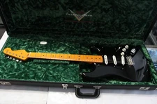 Fender Custom Shop David Gilmour Signature Series Strat Black W CASE + EXTRAS!!
