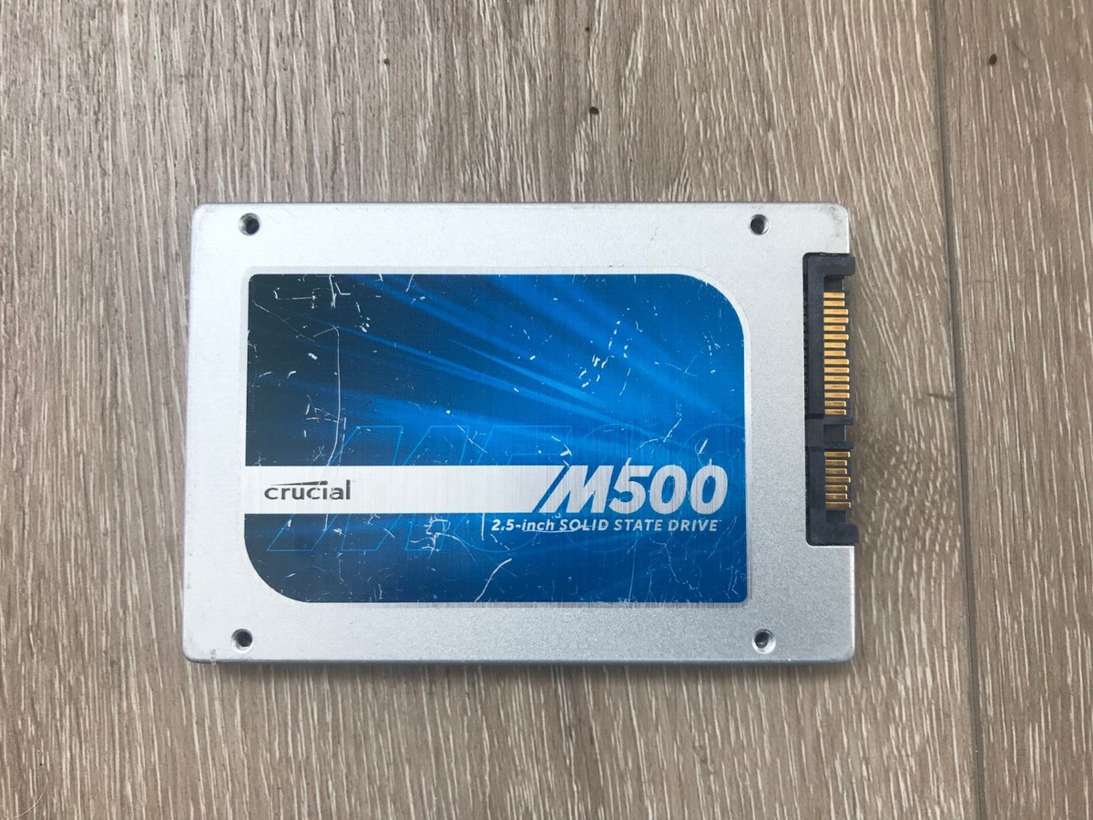 Crucial M500 CT120M500SSD1 120 GB in SATA III Solid State