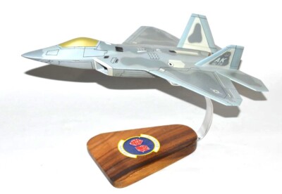 USAF Lockheed Martin F-22 Raptor 90 FS Elmendorf AFB Desk Model 1/48 SC Airplane