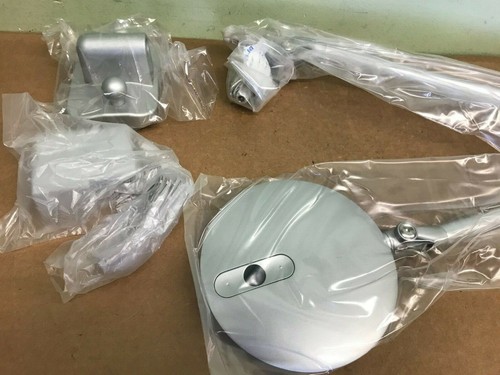 Humanscale Element Disc LED Light - SILVER, Only With SLAT WALL MOUNT BASE - Picture 7 of 8