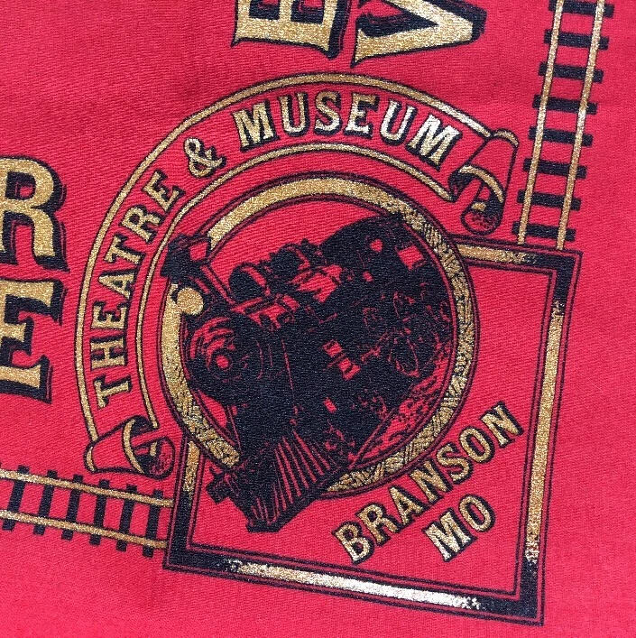 Pañuelo cuadrado de algodón rojo Boxcar Willie Theatre & Museum Brandson MO Foto 3 de 4