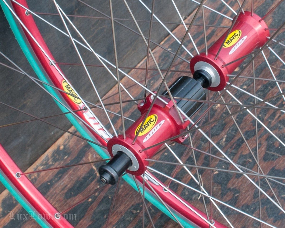 Vintage Red Mavic Helium 700c RoadBike WHEELS Race Bicycle