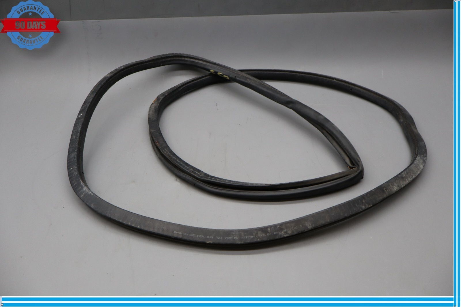 06-12 Bentley Continental Front Right Side Door Body Weatherstrip Seal Oem