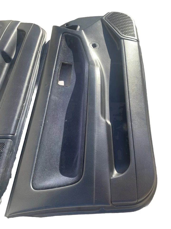 1990-1993 ACURA INTEGRA OEM DA9 COUPE BLACK AND BLUE DOOR PANELS PAIR RH LH - Image 3 of 4