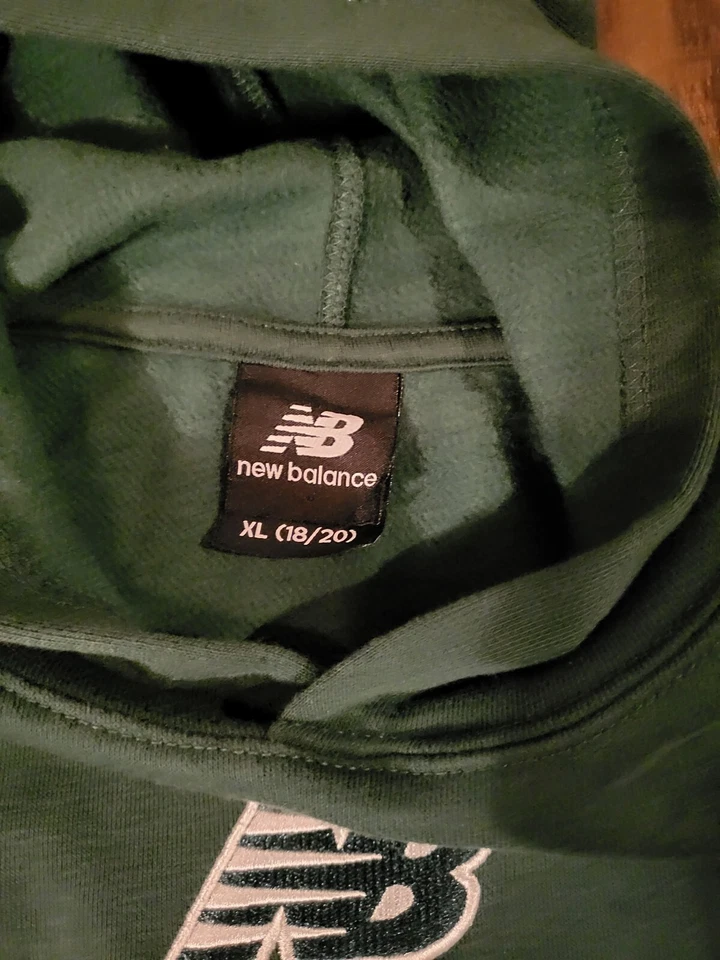 Sudadera con Capucha Pullover Polar Logo NEW BALANCE Verde Juvenil Adolescente XL 18/20 Foto 3 de 4