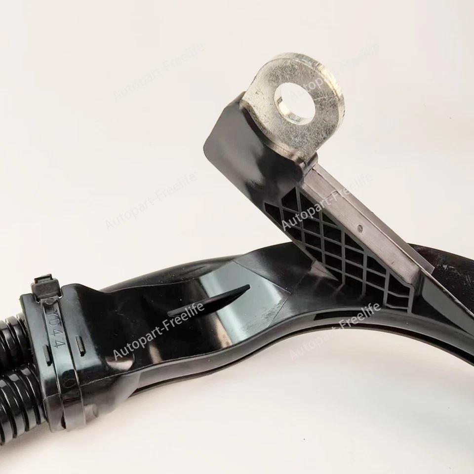 Cable de batería positivo A2044400254 para Mercedes-Benz E200 E260 GLK200 GLK260 Foto 3 de 4