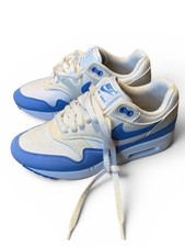 NIKE LAir Max Low Top Sneakers White & Light ...