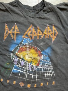 サイズXL 1987年コピーライト 80's デフレパードTシャツ ヴィンテージ