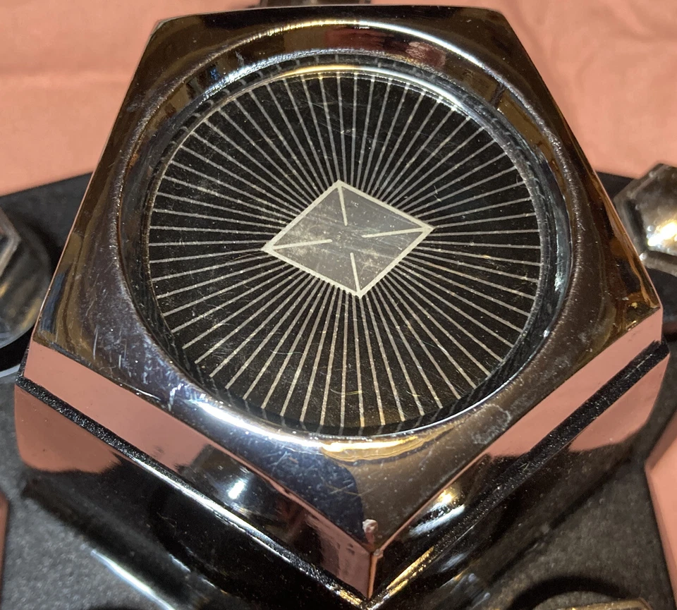 80-88 雪佛兰 MONTE CARLO EL CAMINO MALIBU 14 英寸拉力赛轮毂中心盖新品 — 第 4/4 张图片