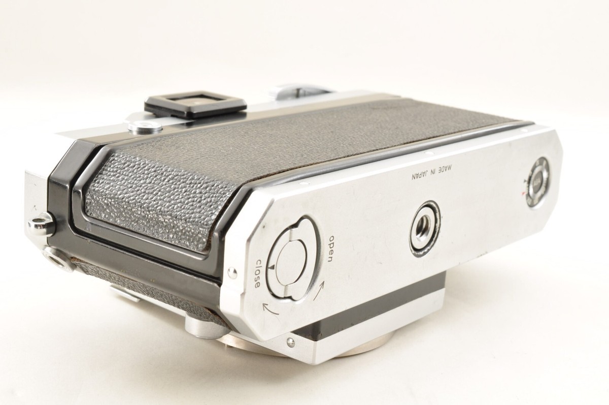 Excellent+5* Nikon F Eye Level Silver 35mm SLR Film Camera Excellent+5* Nikon F Eye Level Silver 35mm SLR Film Camera