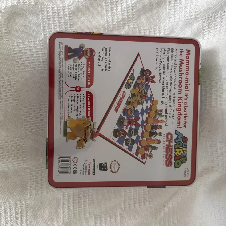 🍄Super Mario 🍄Chess Set Collectors Edition Nintendo 2009 Sealed NEW - Image 3 of 4