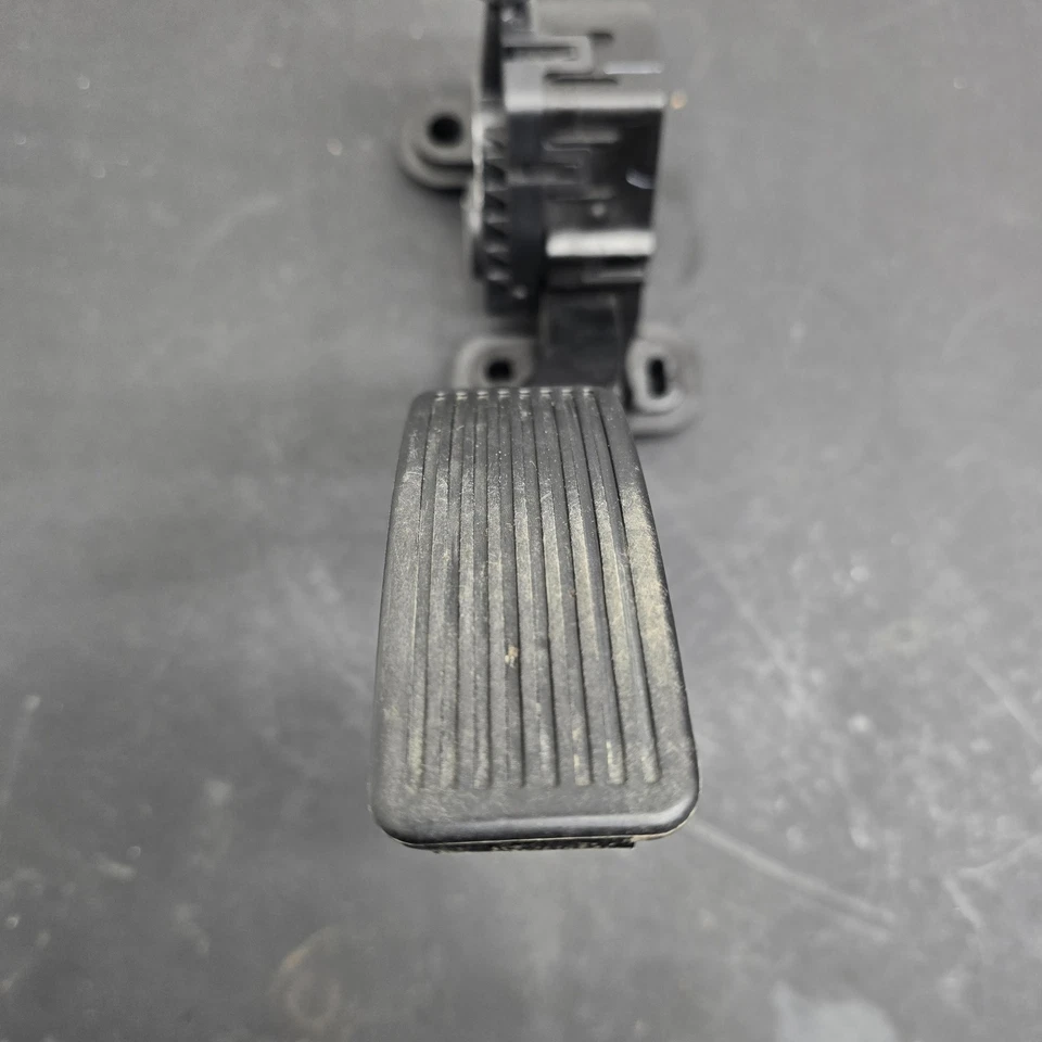 Pedal acelerador 11 12 13 14 15 Ford Edge Lincoln MKX CT43-9F836-AA Foto 3 de 4