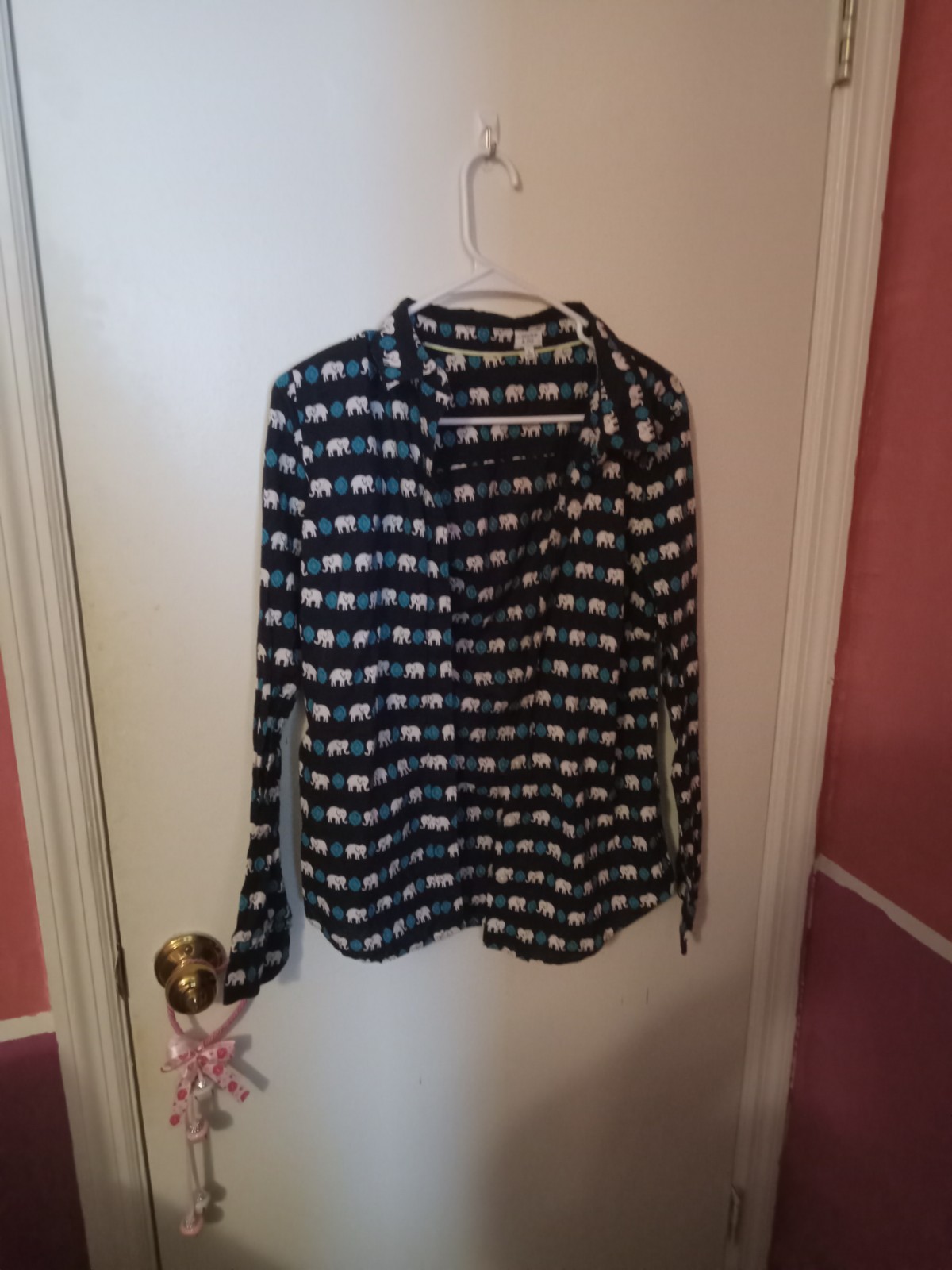 Women's Size S Crown & Ivy Button Front Elephant Print Blouse