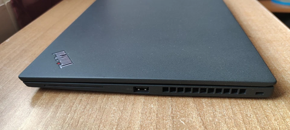 Notebook Lenovo ThinkPad T14s Gen 2 Intel Core i7 Di 11a Gen. Ram 8Gb SSD 512Gb - Immagine 3 di 4