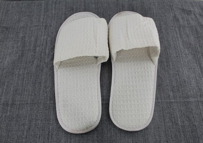 Bulk Lot of 20 Pair Waffle Weave Open Toed Spa Guest or Pool Slippers One Size