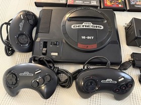 Original SEGA Genesis 1601 Lot: 1 Console, 3 Controllers, 15 Games READ