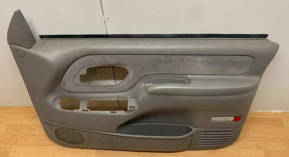 Chevy GMC C/K 1500 2500 3500 1995-1999 camión pasajero eléctrico panel de puerta interior Foto 2 de 4