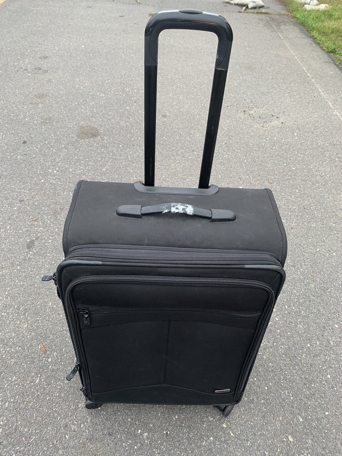 Kirkland Signature Cordura 26” Expandable 4 Wheel Roller Bag Luggage