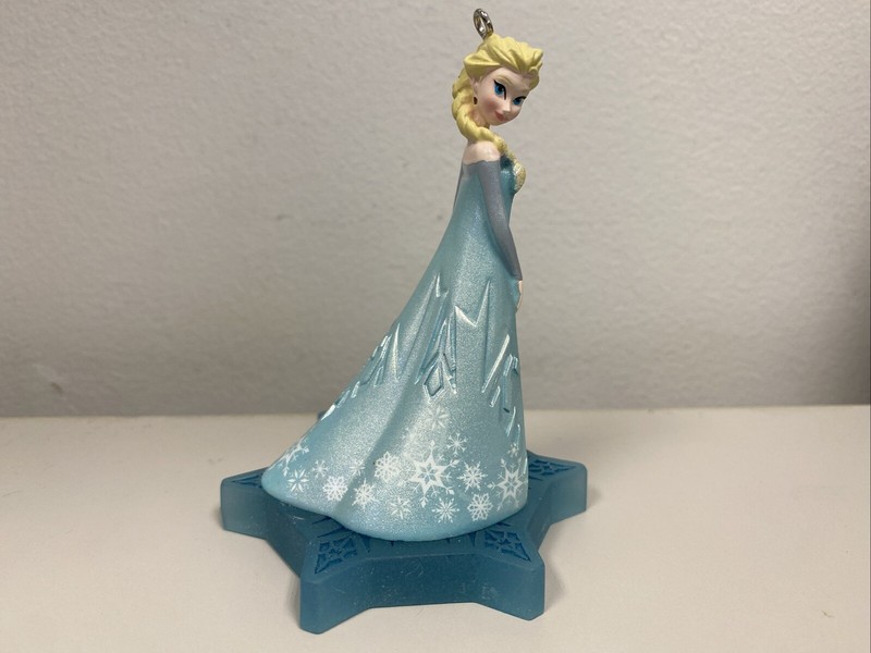 Hallmark Ornament 2014 - Queen Elsa - Frozen - No Box