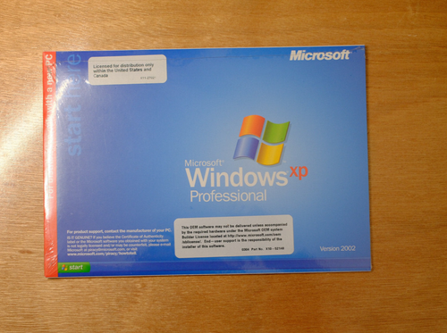 MICROSOFT WINDOWS XP PROFESSIONAL w/SP3 - 2002 WIN XP PRO FULL, Holographic Disc