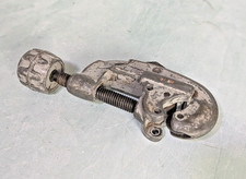 Ridgid No. 15 3/16 to 1-1/8 O.D. Tubing Cutter. Made in USA MISSING ROLLER