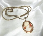 Wonderful vintage rolled gold carved shell cameo pendant necklace