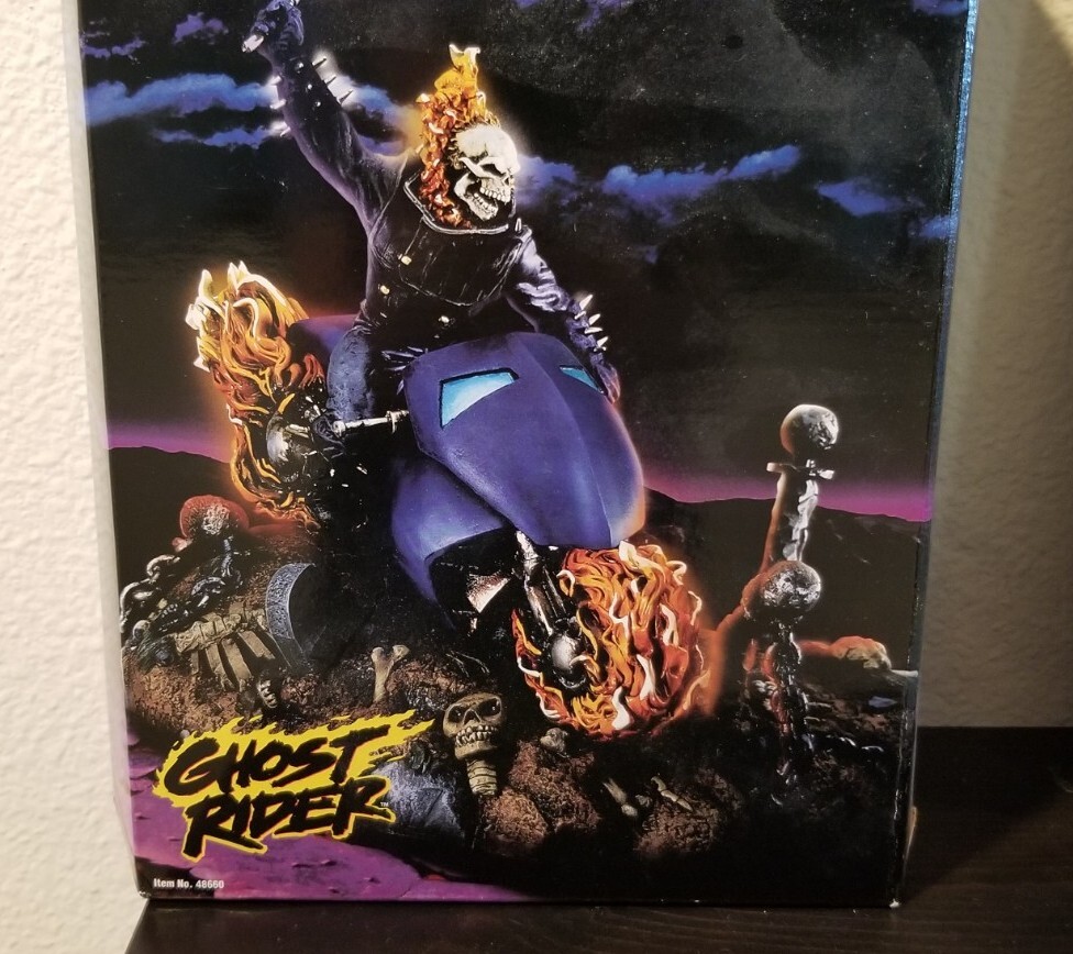 MARVEL GHOSTRIDER フィギュア Amazon.com: Hasbro Marvel Universe Ghost Rider Action Figure